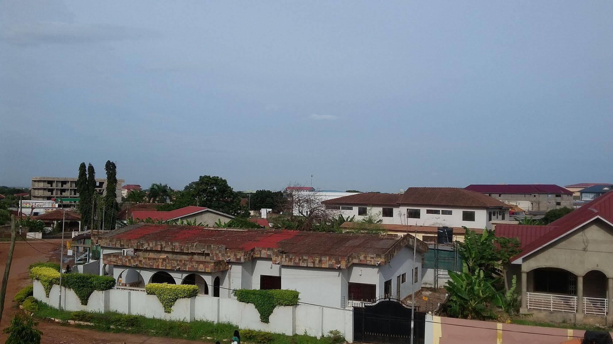 Hotel Bella Luxury à Accra Extérieur photo